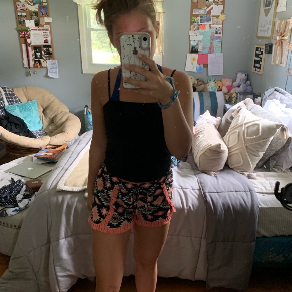 Tribal print flowy shorts
